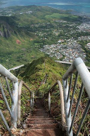 Dangers of Hawaii's Stairway to Heaven