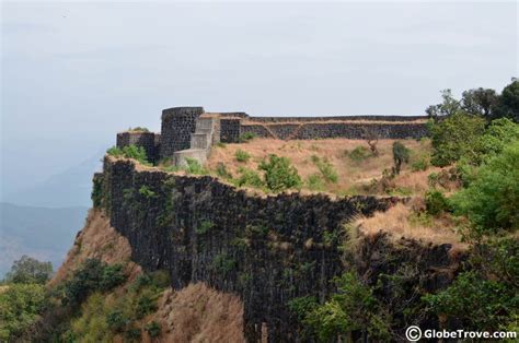 Pratapgad Fort: A Detailed Guide To Visiting 1 Of Maharashtra's Gorgeous Forts - GlobeTrove