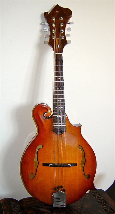 F-Style Mandolin | Pattison Stringed Instruments