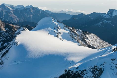 Mount Cook Scenic Flights In NZ | True South Flights