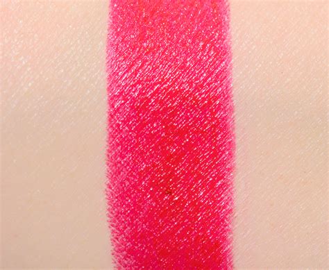 Clinique Cherry Pop Pop Lip Colour + Primer Lipstick Review & Swatches