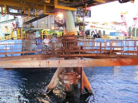 Offshore Engineering: anchor clamp & anchor flange design for riser