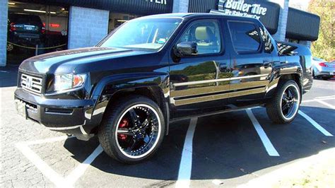 2007 Honda ridgeline tire size