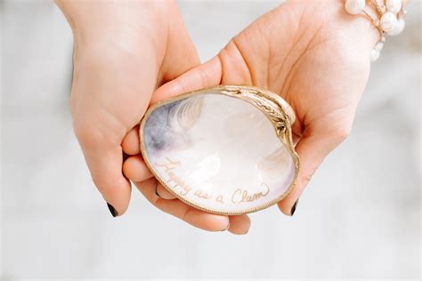 Handmade Customized Clam Shell Jewelry Dish for Beach Wedding — Grit ...