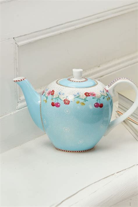 Floral Teapot Small Cherry Blue | Pip Studio the Official website