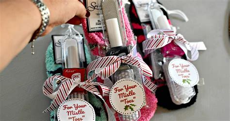 3 Easy Dollar Tree DIY Christmas Gifts with Free Printable Gift Tags