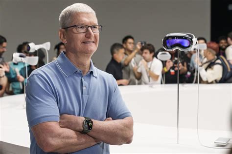 Apple Vision Pro headset: Developers given strict rules to prevent ...