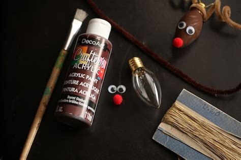 Easy Christmas Bulb Reindeer Craft for Kids - Happy Hooligans