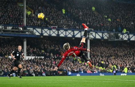 Watch: Garnacho scores stunning bicycle kick for Manchester United - Soccer24