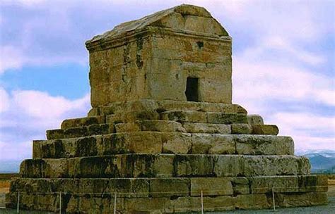 Vanished City Of Pasargadae: Capital Of Achaemenid Empire Under Cyrus ...