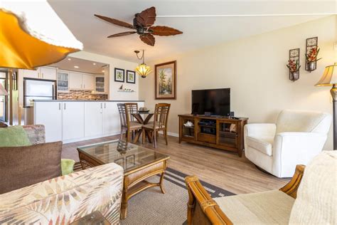 Kahana Reef 212 | Lahaina, HI | Maui Beachfront Rentals