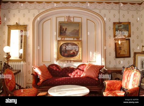 Parlor room victorian hi-res stock photography and images - Alamy