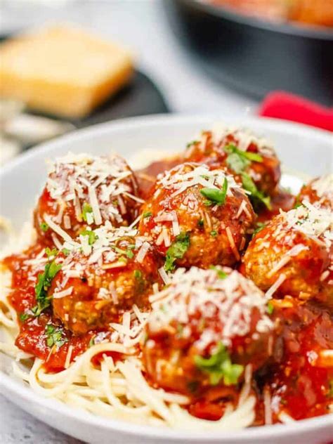 Pork and Beef Meatballs - The Yummy Bowl