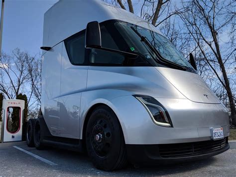 Tesla Semi Truck spotted charging at the St. Charles, MO Supercharger