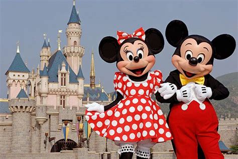 Walt Disney World School Holidays Deal • Orlando in school holidays UK