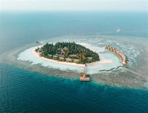 KANDOLHU MALDIVES - A Home Away from Home in the Maldives