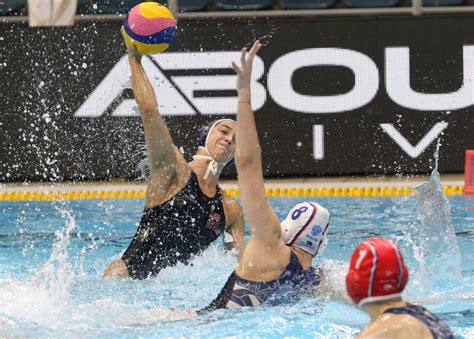 Water Polo Olympics : Canada S Women S Water Polo Falls To Australia In ...