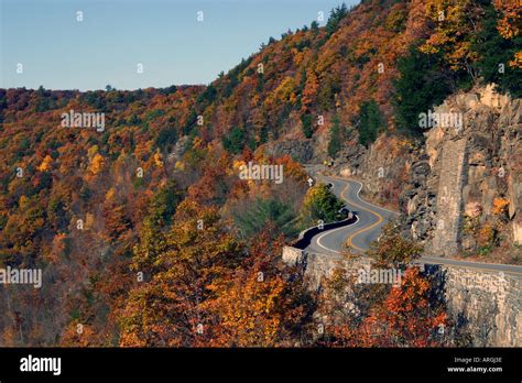 Hawks Nest, New York. Autumn on a twisting mountain road Stock Photo - Alamy