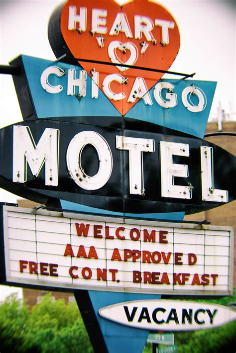 Heart of Chicago | Heart of Chicago Motel www.heartochicago.… | Flickr