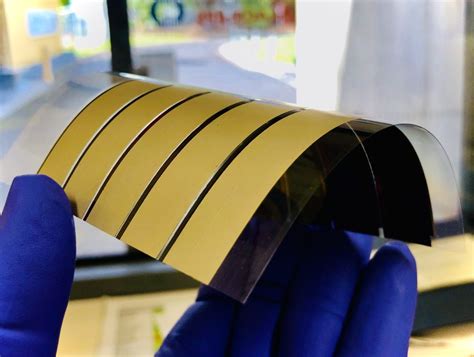 Flexible, roll-to-roll printed perovskite solar cell hits 16.7% ...