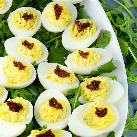 Flavoured Devilled Eggs with Bacon and Tomato | Homemade & Yummy