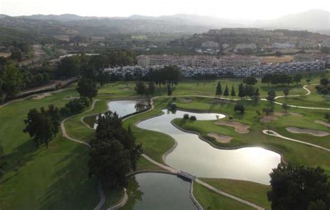 Mijas Golf Guide - Golf Courses Costa del Sol Golf