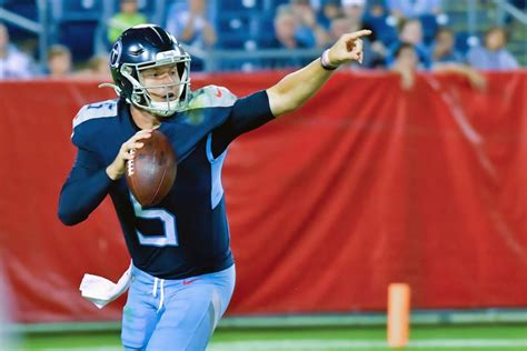 Titans Confident in Unproven Backup Quarterback - Sports Illustrated ...