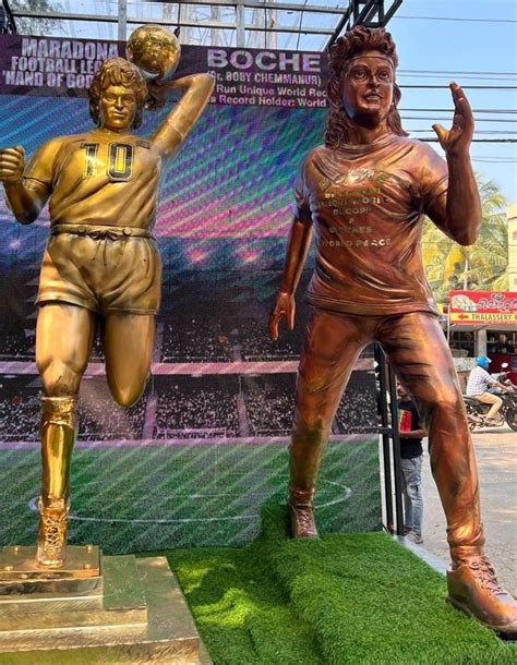 Football legend Diego Maradona's "Hand of God" Golden Statue to be ...