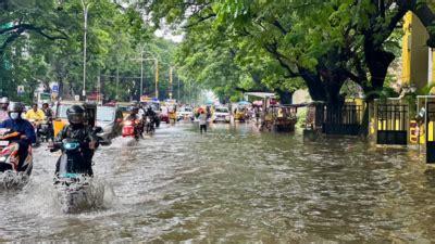 Cyclone In Chennai: Cyclone in Chennai: No local trains in city due to ...