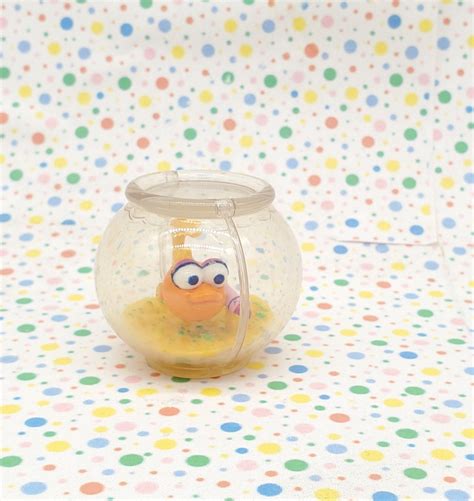 Sesame Street Elmo's World Dorothy Goldfish Fish Bowl