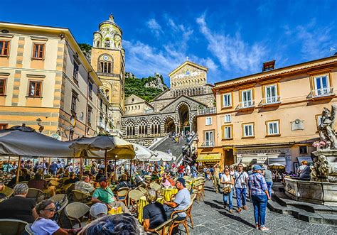 Free photo: amalfi, square, italy, crowds, coast, church, cathedral | Hippopx