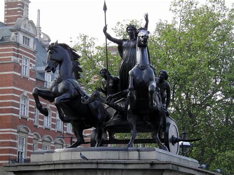 Boudicca Statue: Westminster Bridge, London | The bronze sta… | Flickr