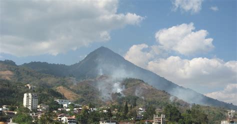 a year in the country with a smile - un año en el país con una sonrisa: San Salvador Volcano ...