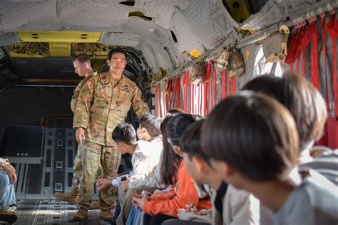 DVIDS - Images - USAG Humphreys Weather Specialists Welcome Mosan Elementary School Students for ...