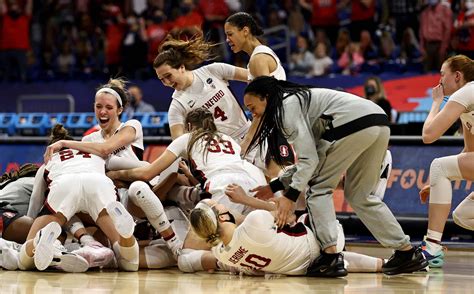 Stanford holds off Arizona to claim first national crown since 1992 — 04/04/2021