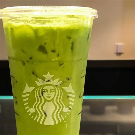 Here's How To Get The Green Drink From Starbucks Secret Menu