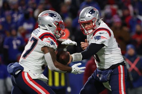 Patriots vs. Bills final score: New England outlasts Buffalo, wins 14-10 in a wind tunnel - Pats ...