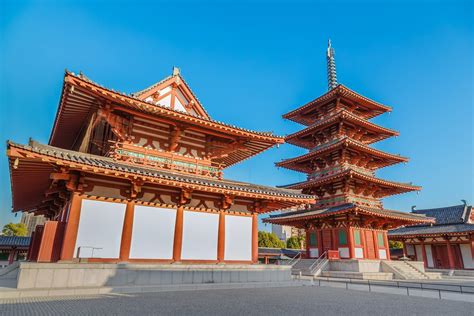 11 Famous Temples to Visit in Japan | Celebrity Cruises