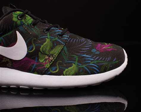 Nike Roshe Run Print Floral