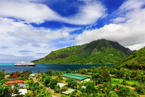 Moorea, French Polynesia stock image. Image of polynesia - 63923753