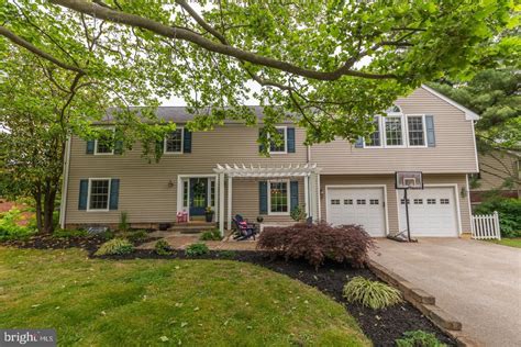 523 Enfield Rd, Oreland, PA 19075 | Trulia