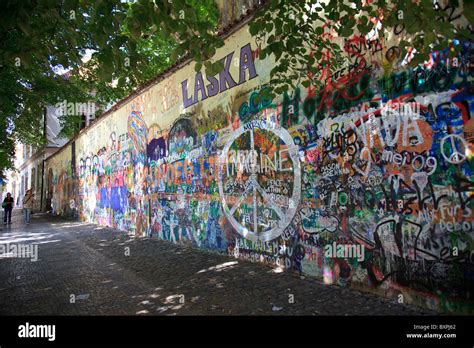 John Lennon Beatles Graffiti wall Prague Czech Republic Stock Photo - Alamy