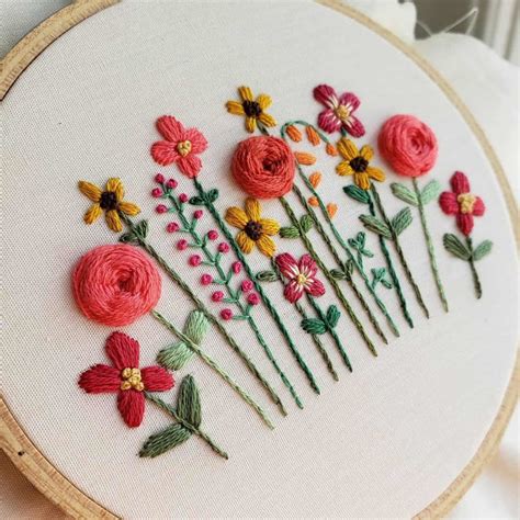 13 motifs de broderie de fleurs pour inspirer votre printemps ...