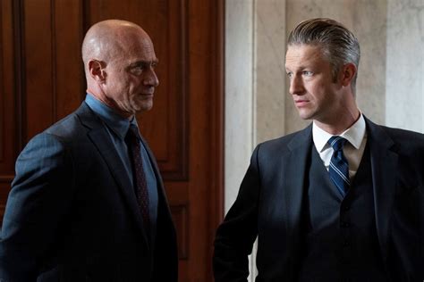 'Law & Order: SVU': Peter Scanavino Admits Carisi Doesn't Love Stabler ...