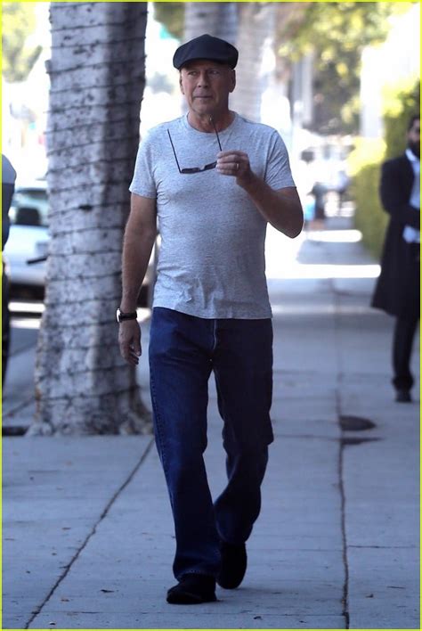 Bruce Willis Takes a Break From Filming 'Die Hard 6' in LA!: Photo 4152409 | Bruce Willis Photos ...