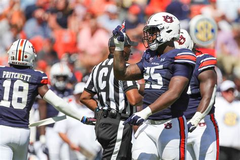 How PFF graded every Auburn defender against Missouri - Sports ...