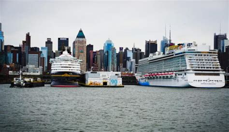 24 BEST Hotels Near Manhattan Cruise Terminal, New York