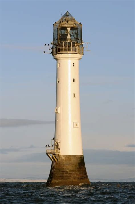 Faro de Bell Rock - Wikipedia, la enciclopedia libre | Lighthouse pictures, Lighthouse, Bell ...