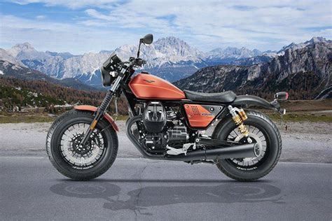 Discontinued Moto Guzzi V9 Bobber Sport Features & Specs | Zigwheels