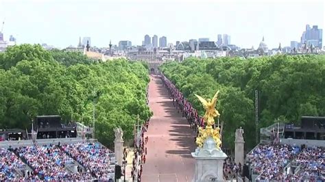 Platinum Jubilee begins with parade in celebration of Queen Elizabeth II